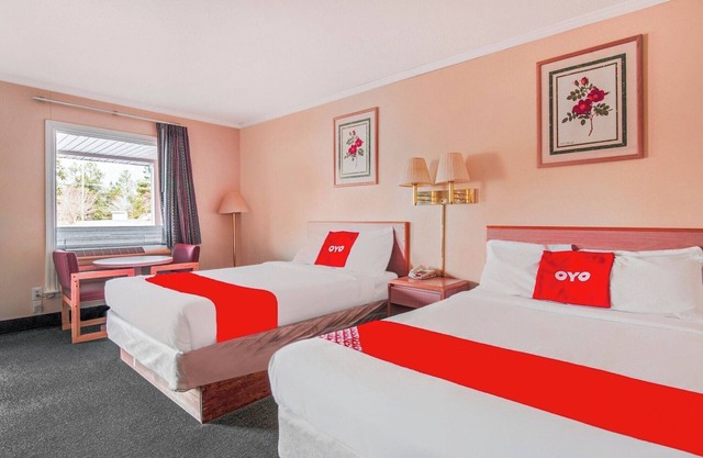 Spacious & Budget-Friendly Room w/Free Parking Near Trails & Parks