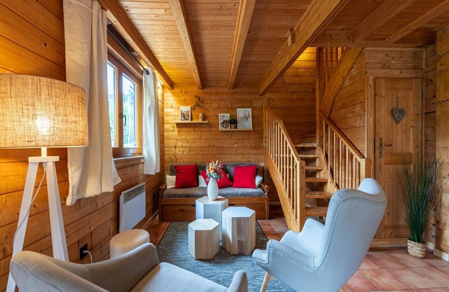 Spacious chalet near ski resort
