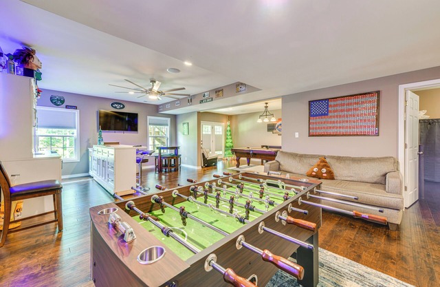 Spacious Chester Home Near Pocahontas State Park!