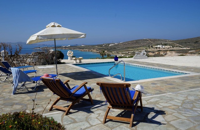 Spacious Classical Style Villa in a Beachside Location