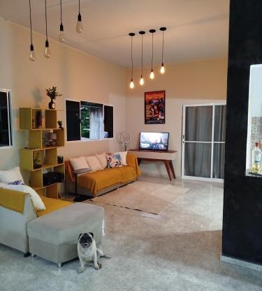 Spacious COP 30 home - Casa espaçosa COP 30