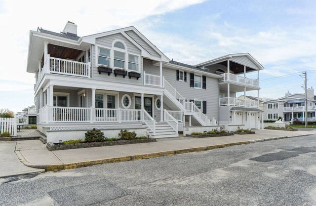 Spacious Corner Property! One house off the beach