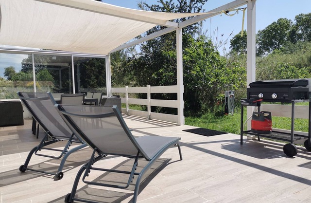 Spacious cottage in the countryside 5 minutes from the beach