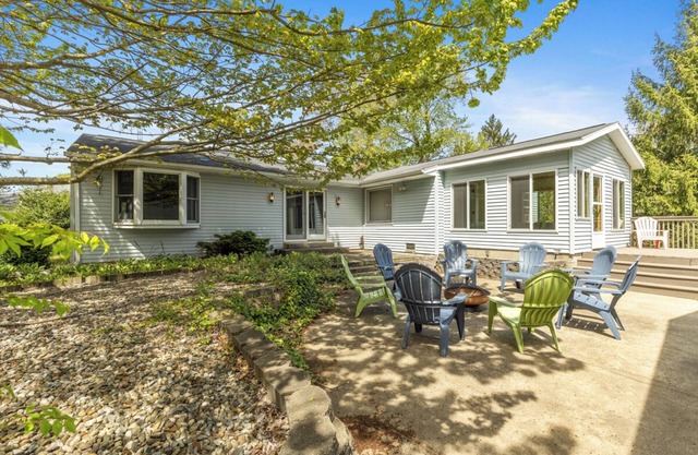 Spacious Country Home & 15 minutes from Lake Michigann