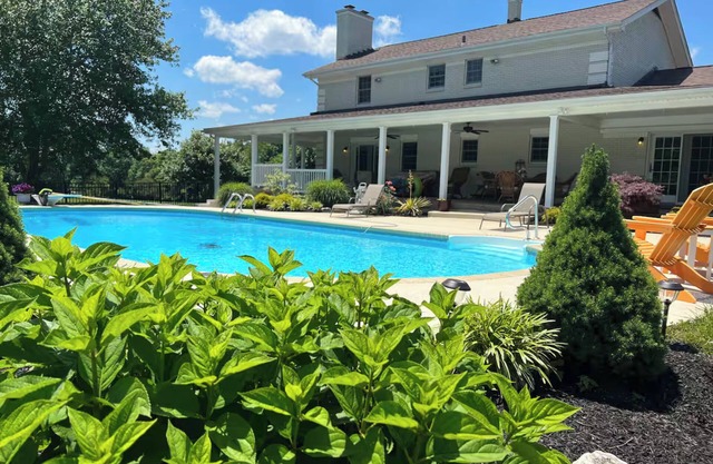 Spacious countryside getaway with a pool! Fun for the whole family or friends!