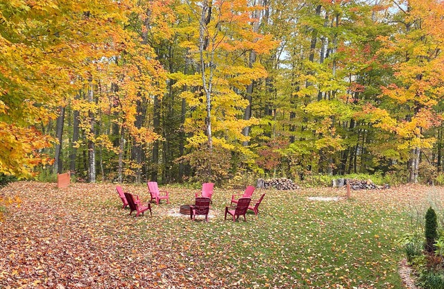 Spacious, Cozy 4-bedroom house with AC in St. Ignace