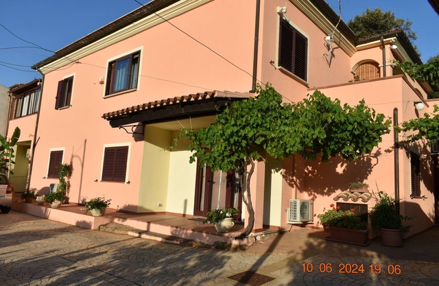 spacious detached house, ideal for holidays in san pantaleo