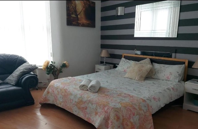 Spacious Double Room in Anfield