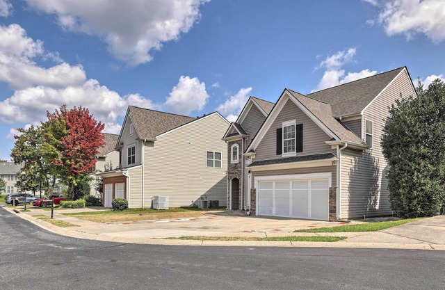 Spacious Duluth Retreat ~ 20 Mi to Atlanta!