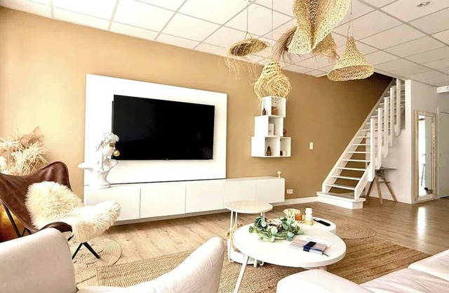 Spacious duplex in the center of Bastogne "Onikos rooms