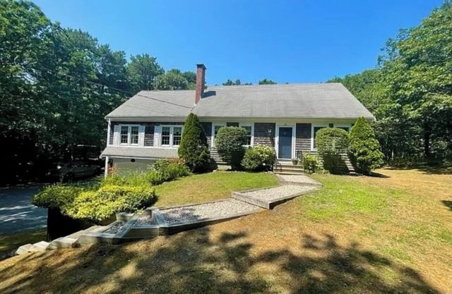 Spacious Eastham Getaway-5 minutes from Beach