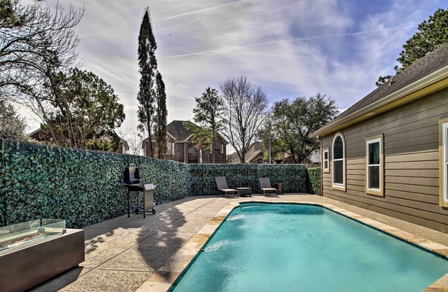 Spacious & Family-Friendly Houston Home: Pool
