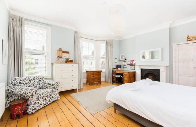 Spacious Family 3Bed on Leam Terrace with Parking | Pass the Keys