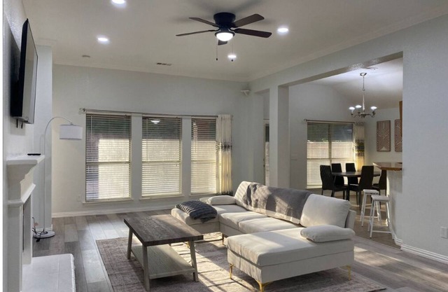 Spacious Family Haven w Big Yard, Great Location!
