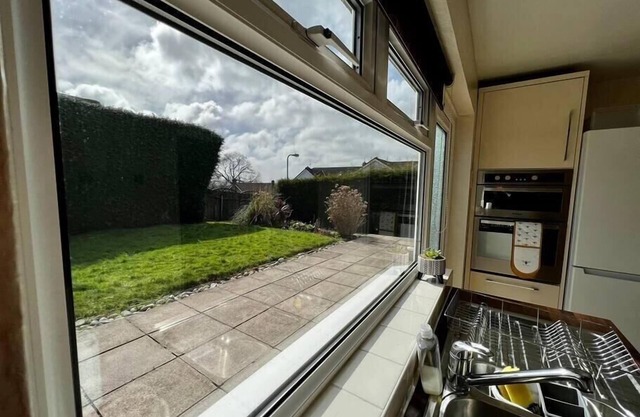 Spacious Family home in great location in Cardiff