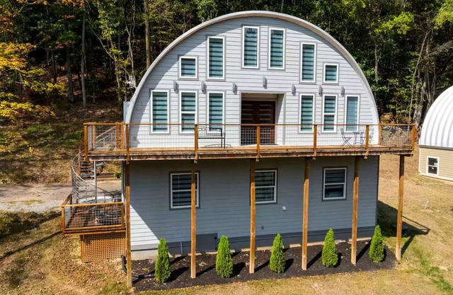 Spacious Family Retreat/N. Nashville. Best Blend of comfort & Nashville vibes.