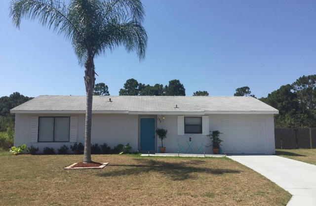 Spacious Florida Home.3 Br/2 Ba.Minutes From Beaches