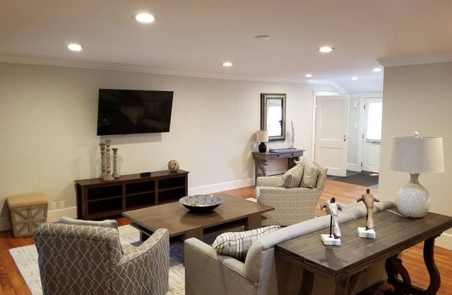 Spacious & Gracious 3 Bedrooms, 2 Full Baths Ranch Living in central location!