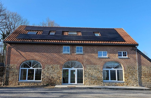 Spacious holiday home in Wallonie with terrace