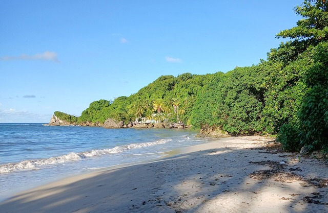 Spacious home, 10 minute walk to beach, Conset Bay on Atlantic Coast. Sleeps 7.