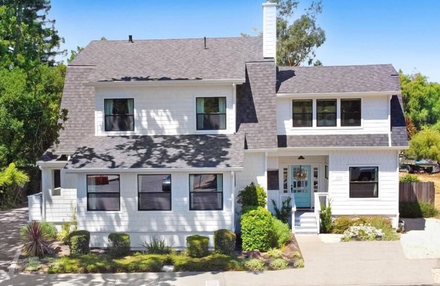 Spacious Home Near Downtown Napa