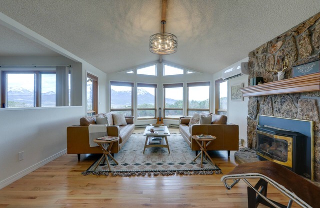 Spacious Hotchkiss Home w/Stunning Mountain Views