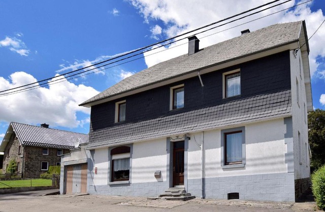 Spacious house with garden in beautiful location between Ardennes Eifel and High Fens