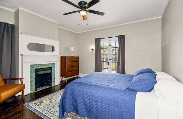 Spacious housing for traveling professionals