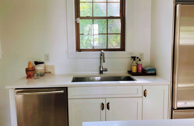 Spacious, Immaculate, Historic 6-bedroom home minutes from NYC