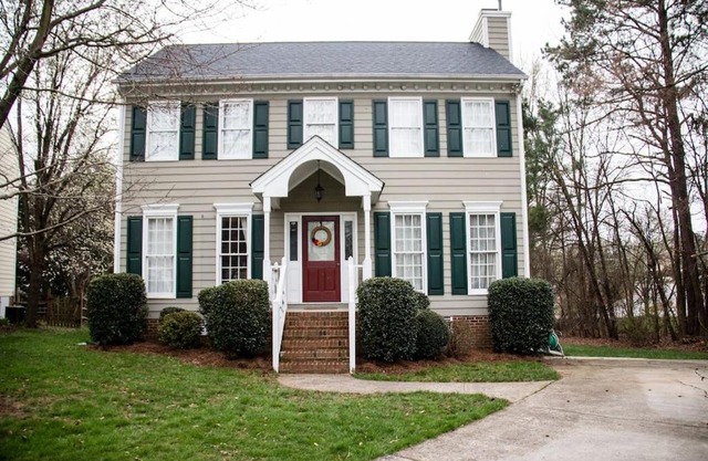 *Spacious King Suite- central to Duke/UNC/Airport