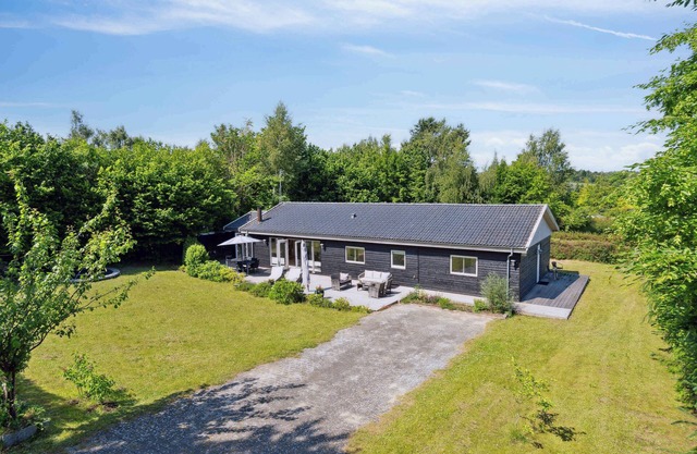 Spacious, lovely cottage in North Zealand