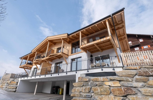 Spacious & luxurious apartment with sauna near ski lift