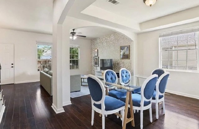 Spacious Modern 3BR, King Suite -Minutes Walk to French Quarters; Pet-Friendly!