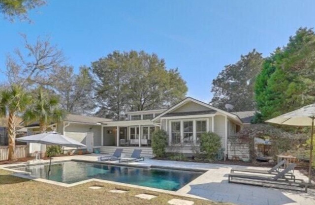 Spacious Mt Pleasant Getaway with Pool, Near Sullivan’s Island & Downtown