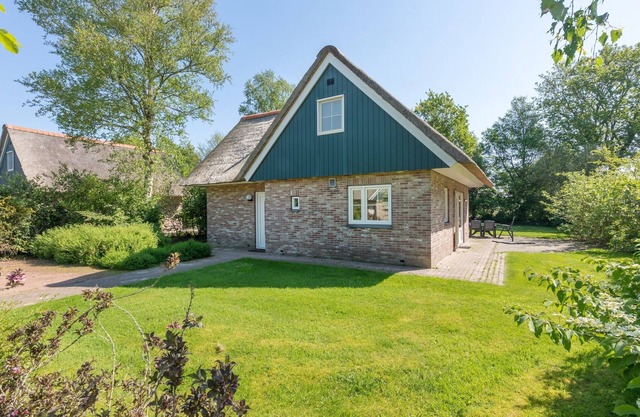 Spacious Nature Villa, Paasloo