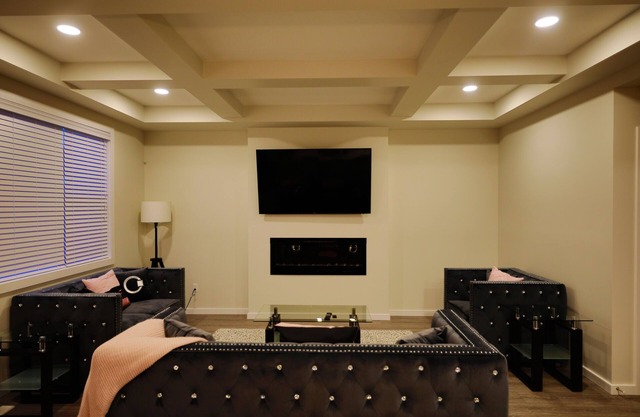 SPACIOUS NEW EXECUTIVE LUXURY HOME AT THE ORCHARDS