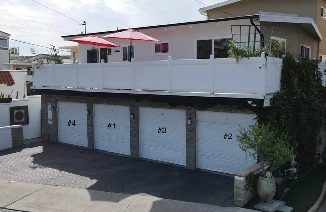 Spacious Ocean Bluff Compound