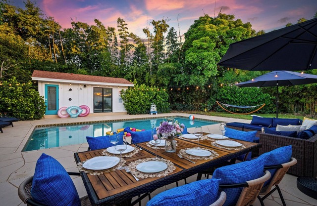 Spacious Palm Beach Paradise with Heated Pool and Backyard Games
