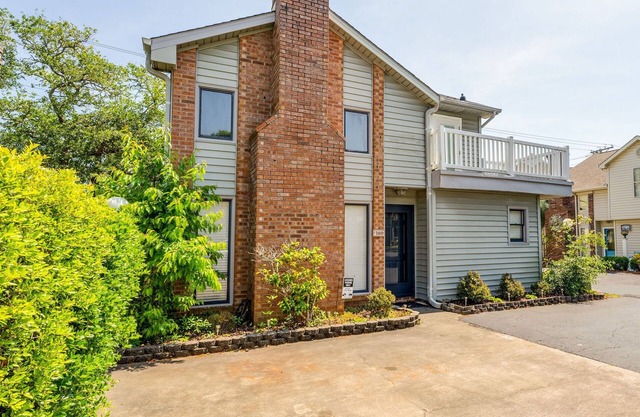 Spacious Patio Home with shared pool + FREE DAILY ACTIVITIES!!!