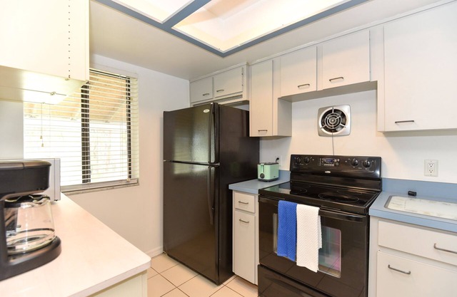 Spacious Pet-Friendly Beach Getaway!