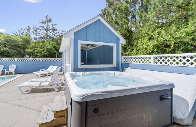 Spacious, pet-friendly oceanside Corolla home w/private pool & hot tub!