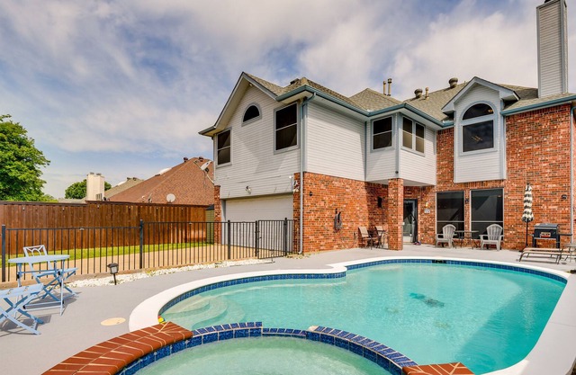 Spacious Plano Vacation Rental w/ Private Pool