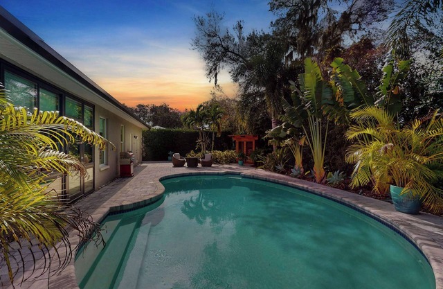 Spacious Pool Home in Riverview