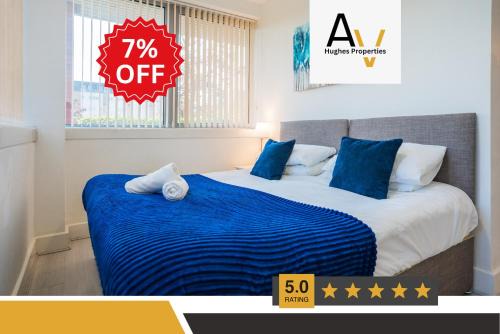 Spacious Two-Bedroom Apartment - Parking, 7 Mins from Station, Ideal for Business or leisure Stays By AV Hughes Properties