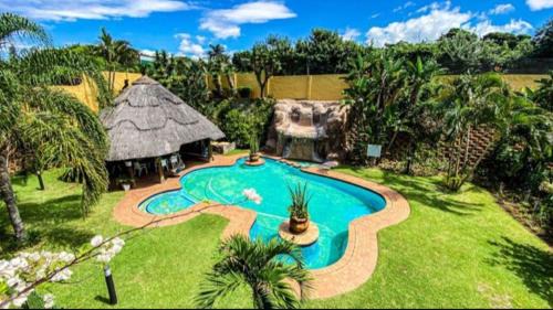 Spacious Umhlanga apartment