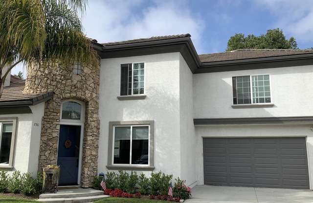 Spacious Upgraded Home 4 miles from the beach