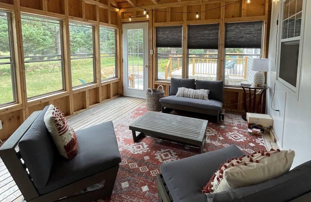 Spacious Vacation Home Only Minutes From North Shore Beach