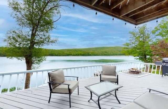 Spacious Vermont Lake Retreat- Private Dock/Game Room/NEW Golf Sim/Theater