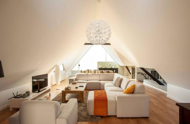 Spacious villa near IJsselmeer and forest