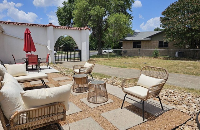 Spanish-inspired hidden gem, cozy and quiet 2-bedroom.